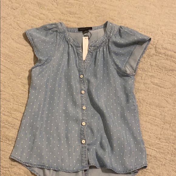 NWT Sanctuary Charmer Chambray Button Down Top XS - Picture 1 of 4